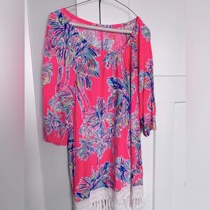 Fun and adorable Lily Pulitzer pullover/sundress, size small.